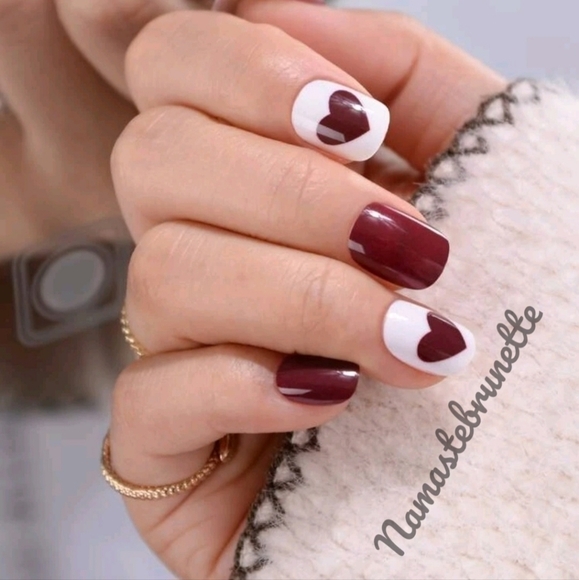 2/$16 Square Heart Press On Nails - Picture 1 of 6